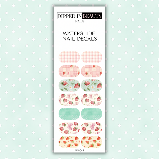 Strawberry & Gingham Waterslide Nail Decals | Waterslide 045